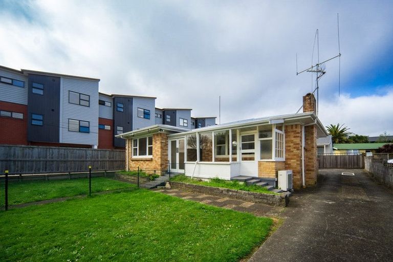 Photo of property in 160a Old Farm Road, Hamilton East, Hamilton, 3216