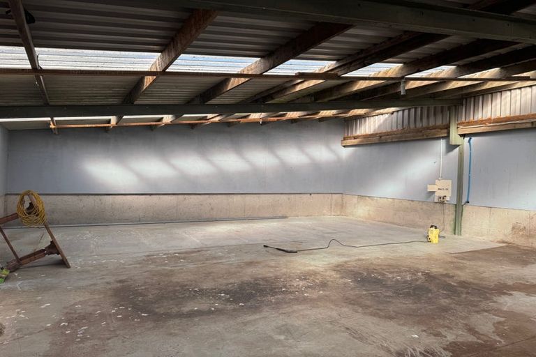 Photo of property in 940 Railway Road, Kirwee, Christchurch, 7671