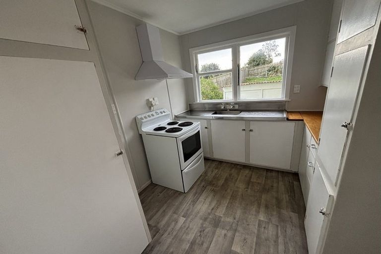 Photo of property in 15-17 Corinna Street, Waitangirua, Porirua, 5024
