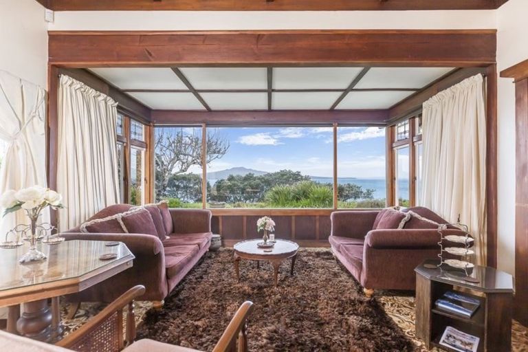 Photo of property in 6 Hamana Street, Narrow Neck, Auckland, 0622