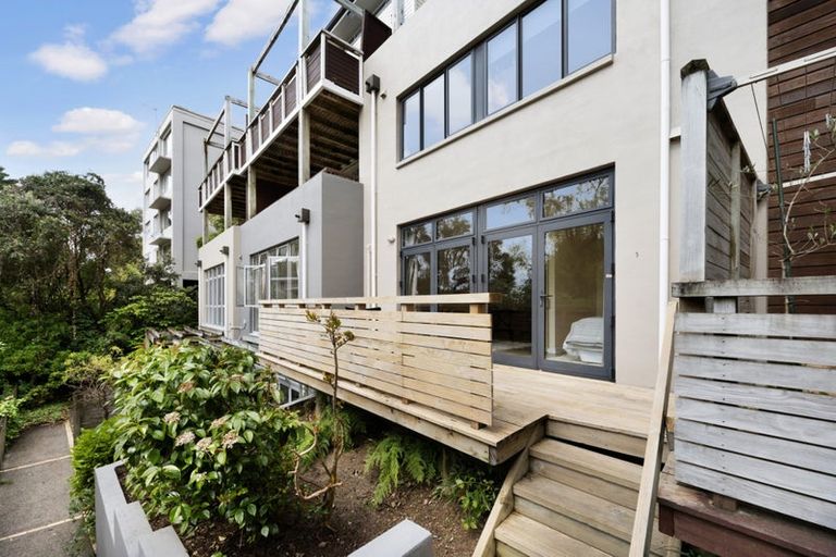 Photo of property in 7/59 Mortimer Terrace, Brooklyn, Wellington, 6021