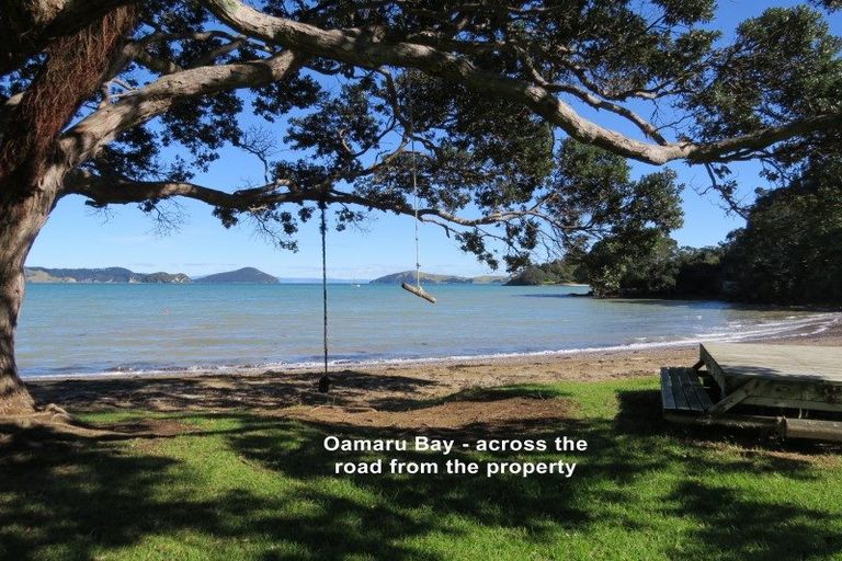 Photo of property in 432 Colville Road, Coromandel, 3584