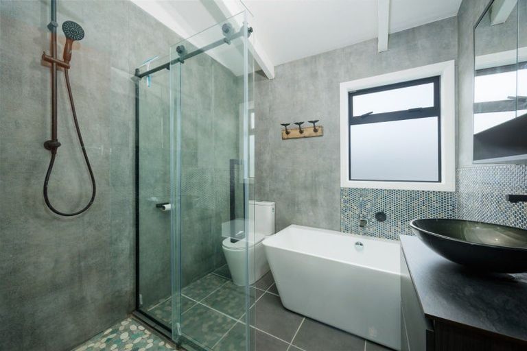 Photo of property in 12 Moa Road, South Bay, Kaikoura, 7300