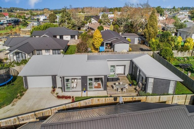 Photo of property in 28 Mareretu Avenue, Patumahoe, Pukekohe, 2679