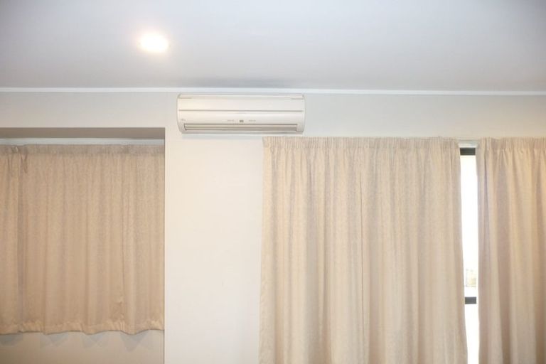 Photo of property in 1/17 Pegler Drive, Howick, Auckland, 2014