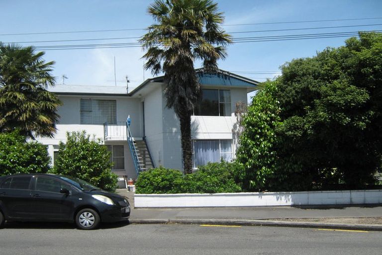 Photo of property in 2/22 Clare Road, St Albans, Christchurch, 8014