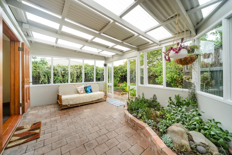 Photo of property in 44 Church Street, Awapuni, Palmerston North, 4412