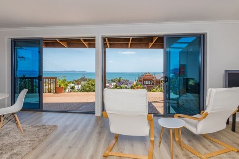 Photo of property in 2 Christine Drive, Coopers Beach, 0420