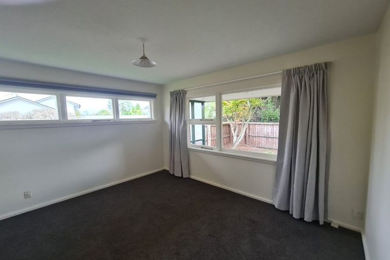 Photo of property in 1/98 Hinau Street, Riccarton, Christchurch, 8041