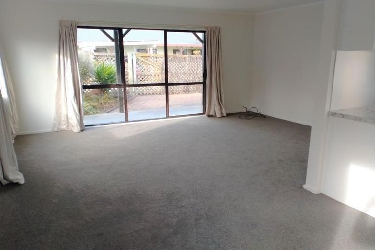 Photo of property in 3/92 Nuffield Avenue, Marewa, Napier, 4110