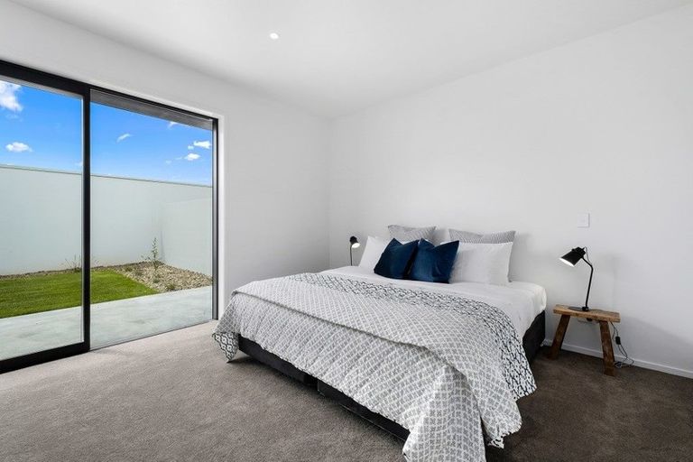 Photo of property in 15 Stackbrae Avenue, Wanaka, 9305