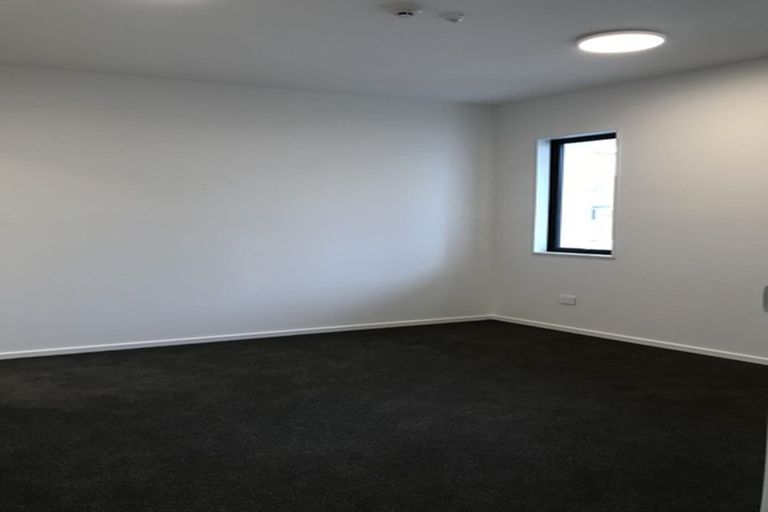 Photo of property in 2/69 Suva Street, Upper Riccarton, Christchurch, 8041