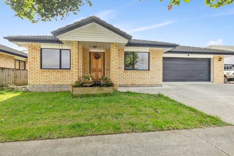 Photo of property in 18a Christmas Road, Manurewa, Auckland, 2102