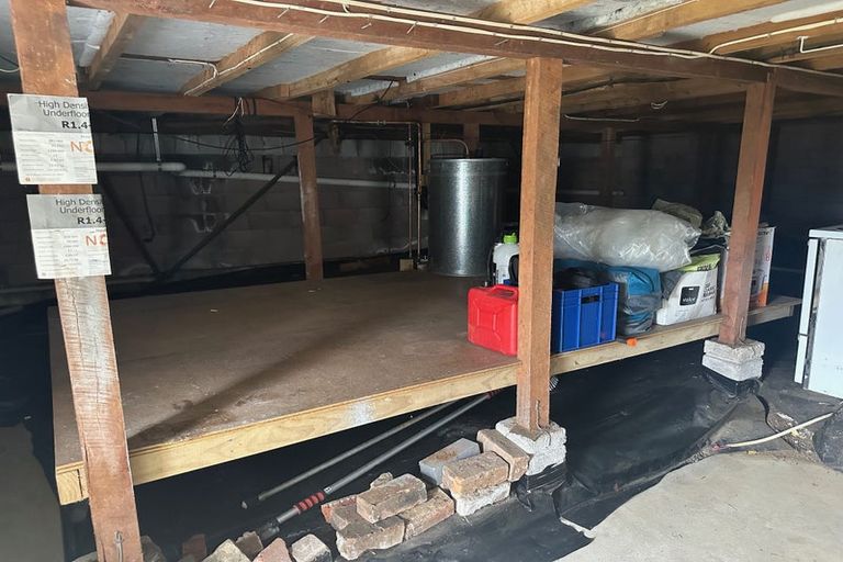 Photo of property in 2/18a Fenwick Avenue, Milford, Auckland, 0620