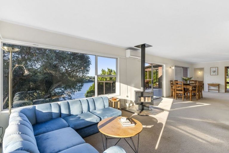 Photo of property in 55a Hinemoa Street, Birkenhead, Auckland, 0626