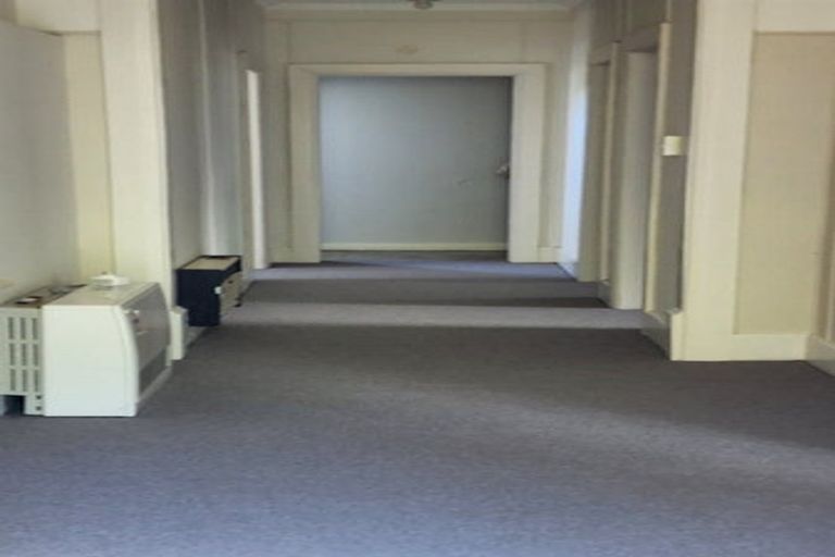 Photo of property in 23 Plunket Street, Kelburn, Wellington, 6012