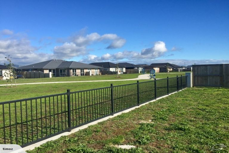 Photo of property in 46 Te Kio Crescent, Papamoa Beach, Papamoa, 3118