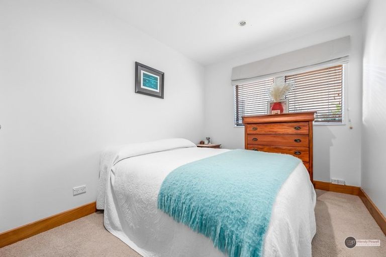 Photo of property in 30a Connaught Terrace, Brooklyn, Wellington, 6021