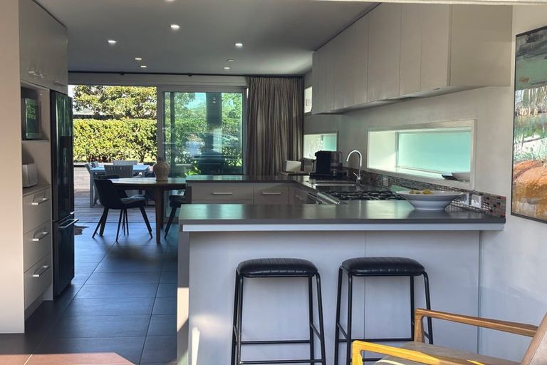 Photo of property in 242 Papamoa Beach Road, Papamoa Beach, Papamoa, 3118