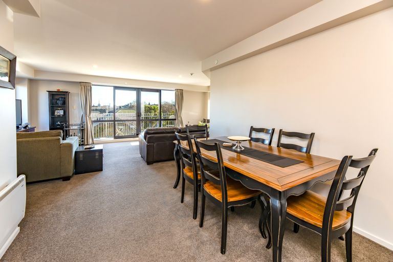 Photo of property in Gloucester Towers, 28/28 Gloucester Street, Christchurch Central, Christchurch, 8013