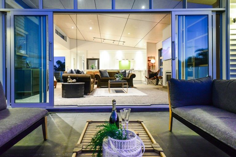 Photo of property in 14 Gilbert Court, Rototuna, Hamilton, 3210