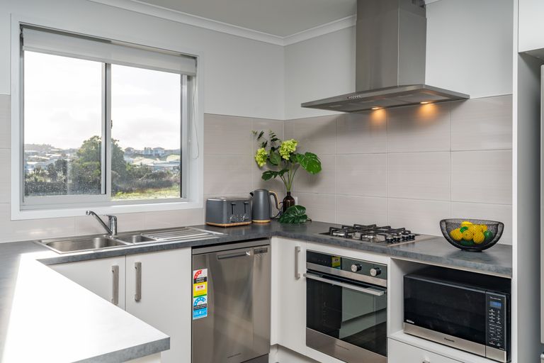 Photo of property in 26 Northcoast Place, Mangawhai Heads, Mangawhai, 0505