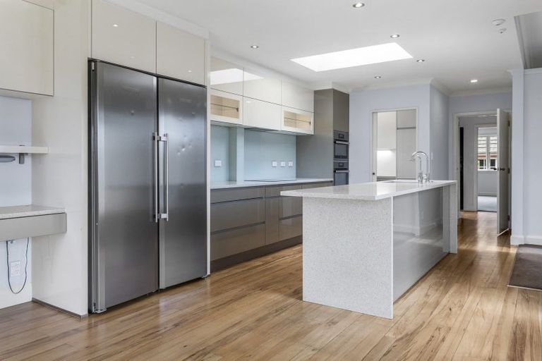 Photo of property in 3 Bealey Avenue, Merivale, Christchurch, 8014