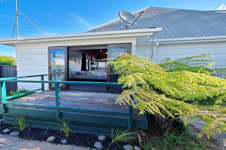 Photo of property in 107a Durrant Drive, Whangamata, 3620