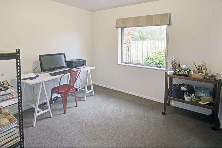 Photo of property in 19 Nash Place, Masterton, 5810