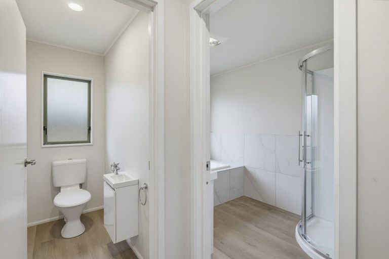 Photo of property in 27 Rutherford Drive, Waikanae Beach, Waikanae, 5036