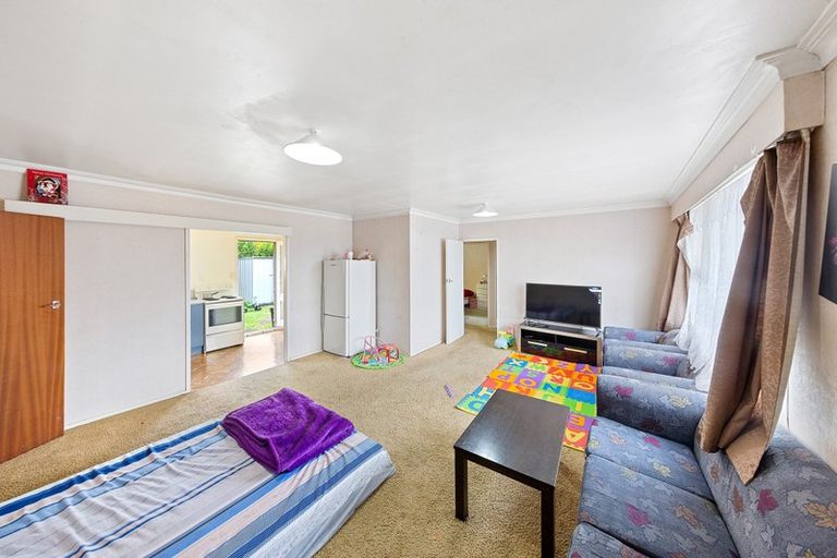 Photo of property in 3/2 Birdwood Avenue, Papatoetoe, Auckland, 2025