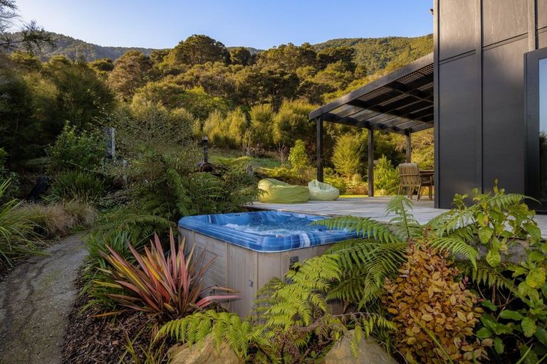 Photo of property in 5 Toki Place, Kaiuma Bay, Havelock, 7178