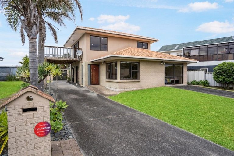 Photo of property in 212 Hauturu Street, Whangamata, 3620