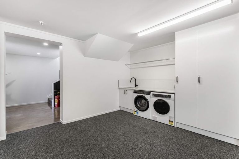 Photo of property in 28 Leathem Crescent, Pokeno, 2402