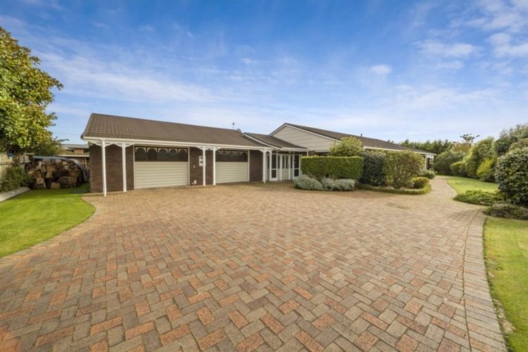 Photo of property in 73 Cressida Avenue, Stratford, 4332