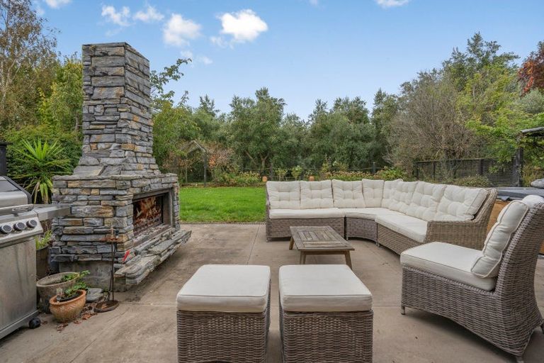 Photo of property in 9/239 Lake Ferry Road, Martinborough, 5781