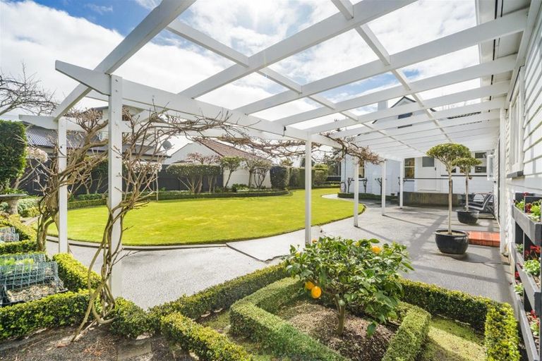 Photo of property in 23 Follett Street, Marton, 4710