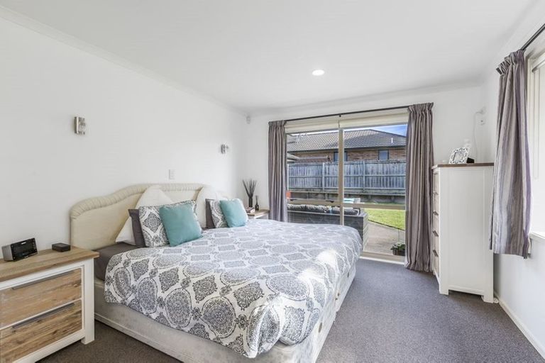 Photo of property in 10 Barwick Place, Stanmore Bay, Whangaparaoa, 0932