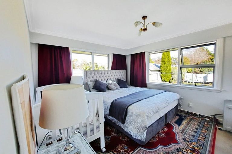 Photo of property in 21 Arlington Street, Burnside, Christchurch, 8053