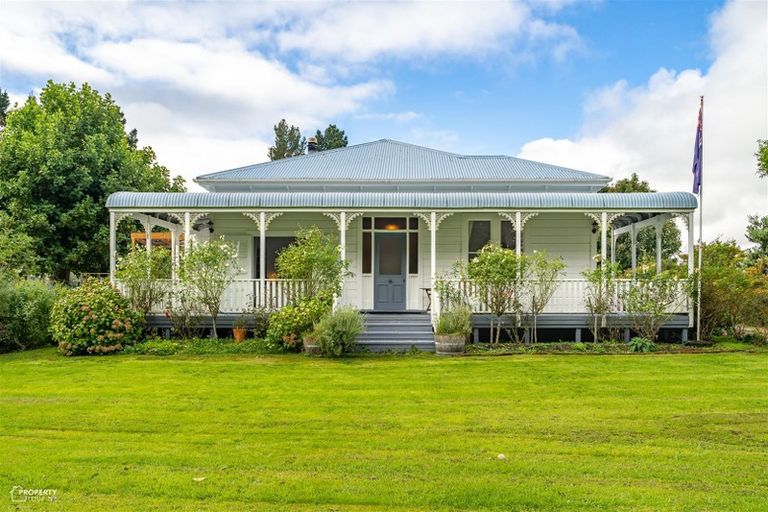 Photo of property in 1188 State Highway 2, Mikimiki, Masterton, 5881
