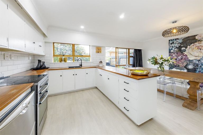 Photo of property in 16 Motatau Road, Papatoetoe, Auckland, 2025