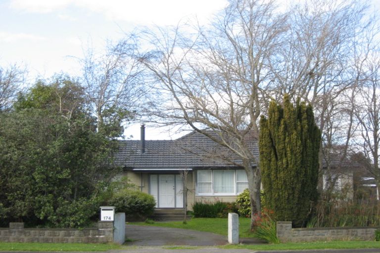 Photo of property in 174 Bridge Street, Bulls, 4818