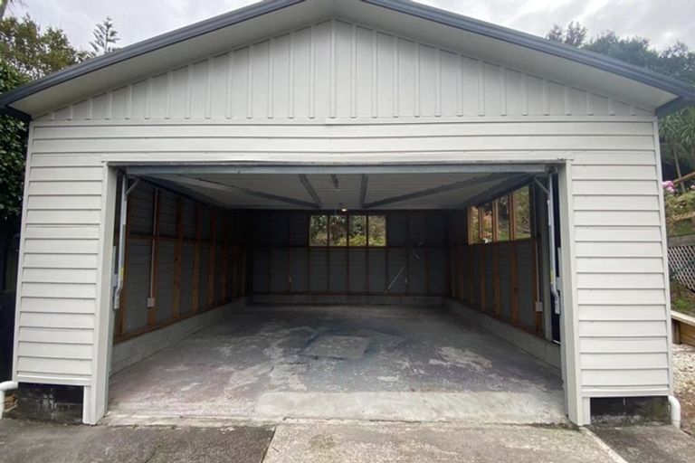 Photo of property in 11 Cottam Grove, Northcross, Auckland, 0632