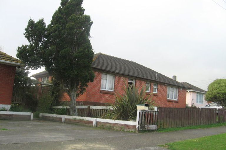 Photo of property in 87 Mckillop Street, Ranui, Porirua, 5024