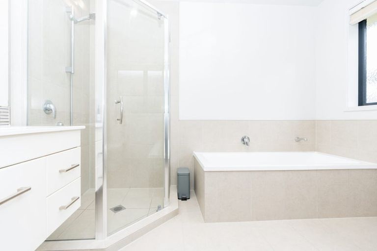 Photo of property in 52 Aquila Crescent, Rototuna North, Hamilton, 3210