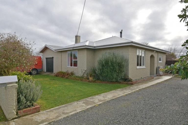 Photo of property in 57 Kilmarnock Street, Wallacetown, 9816