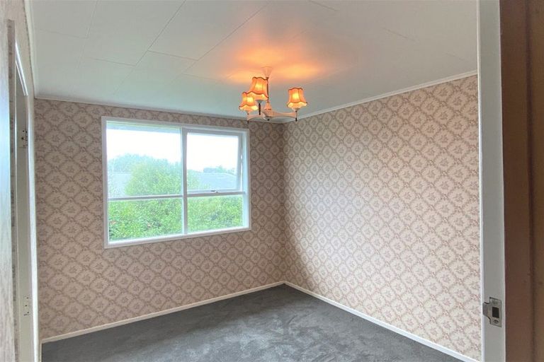 Photo of property in 23 Ennis Avenue, Pakuranga Heights, Auckland, 2010