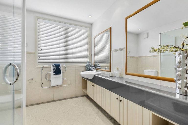 Photo of property in 10 Quedley Court, Eastern Beach, Auckland, 2012