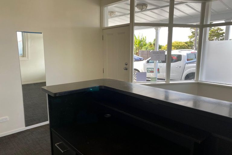 Photo of property in 146 Hinemoa Street, Birkenhead, Auckland, 0626