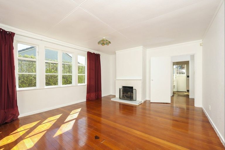 Photo of property in 29 State Avenue, Onehunga, Auckland, 1061